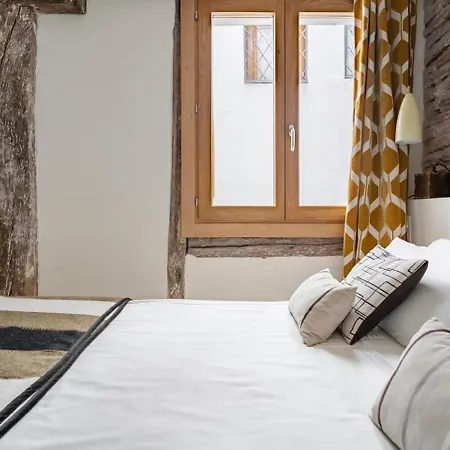 Aston - Todo El Encanto Del Casco Viejo De Διαμέρισμα